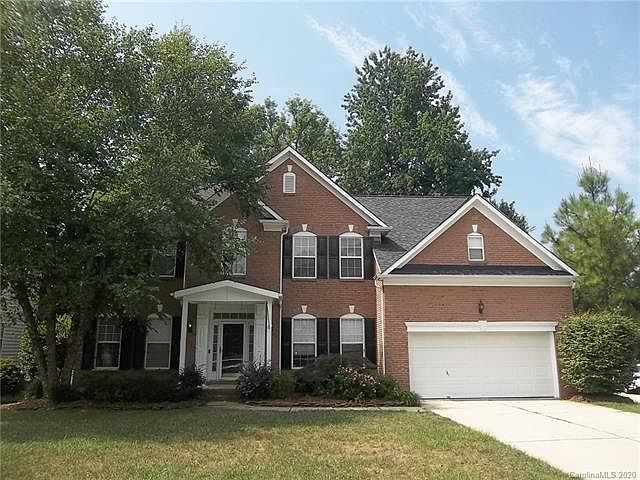 1st image of 604 Queenswater Ln