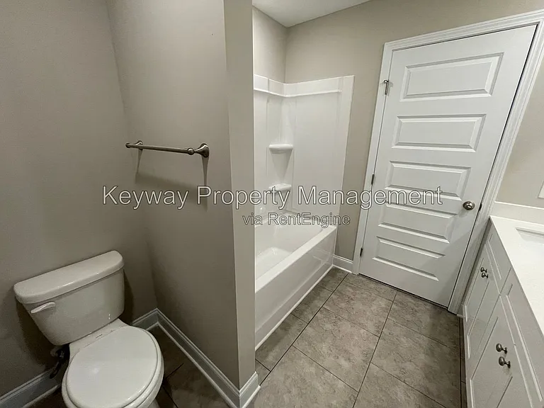 3239 Venetian Dr — Photo 17