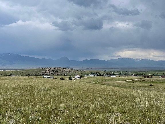 5th image of 273 Shining Mountains Loop Rd #1