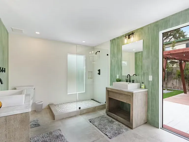 5080 Long Branch Ave — Photo 16