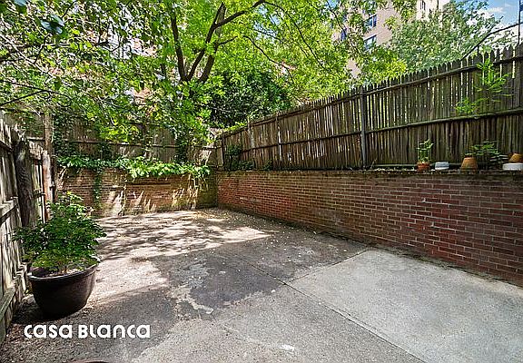 4th image of 65 W 83rd St APT 2