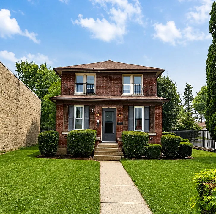 1626 Sheridan Rd