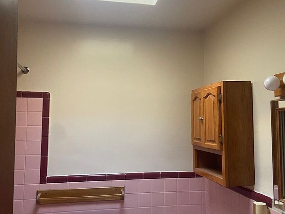 5th image of 28-11 21st Ave #2