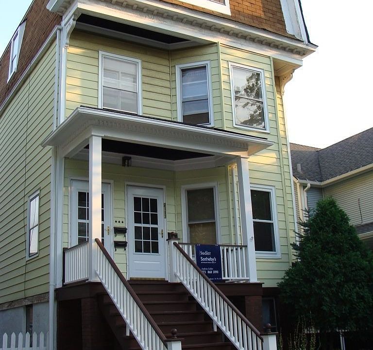1st image of 2113 W Leland Ave #1
