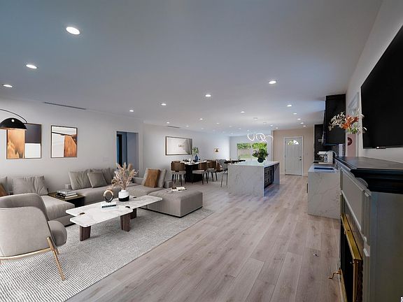 3rd image of 931 E Providencia Ave