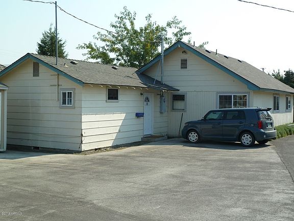 3rd image of 107 W Orchard Ave
