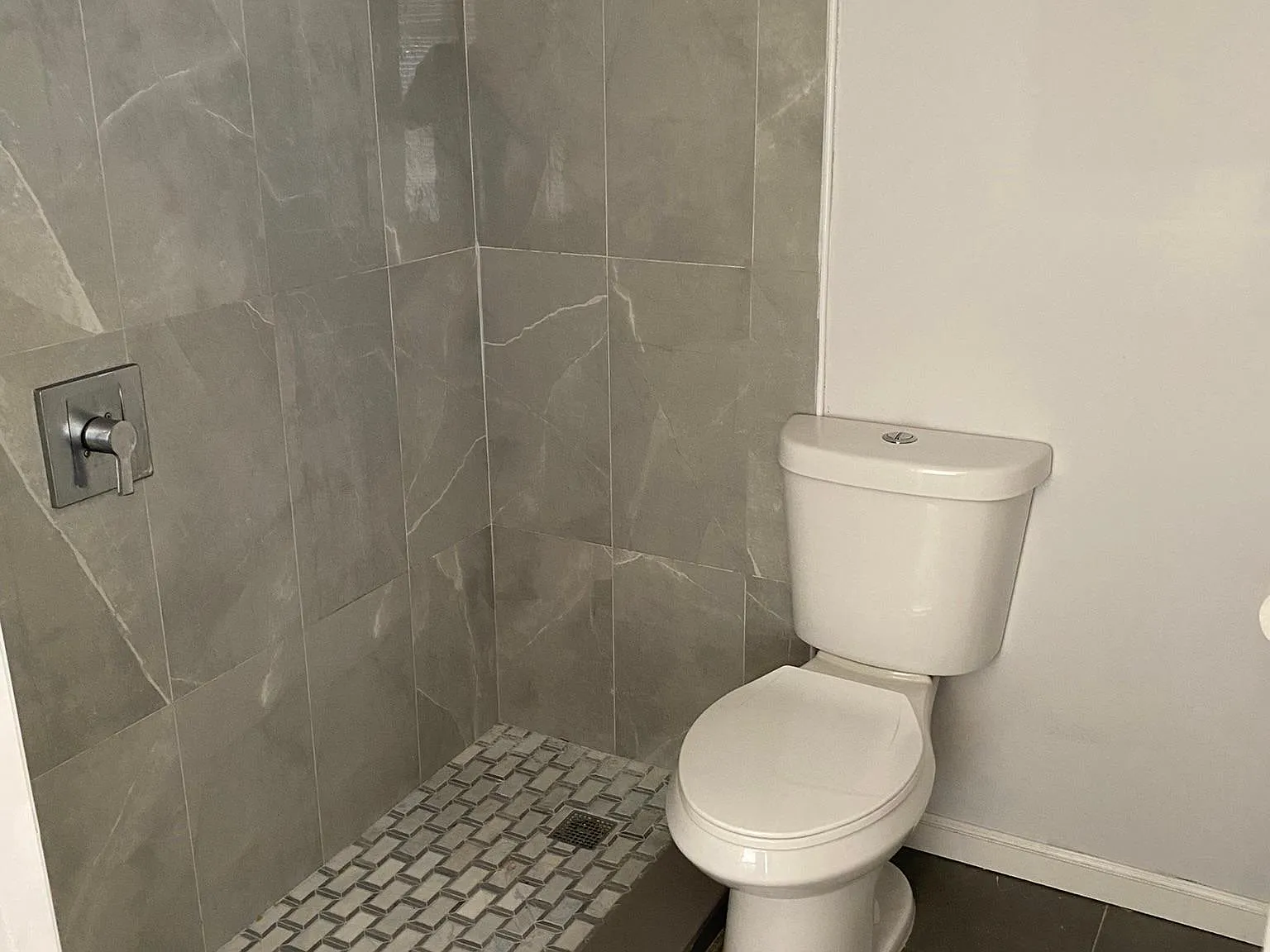 2 bed, 1108 sqft, $1,380 — Photo 4