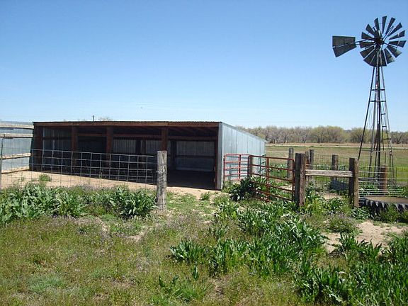 3rd image of 68300 E Us Highway 50