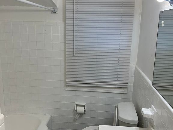 5th image of 10314 Berkshire St