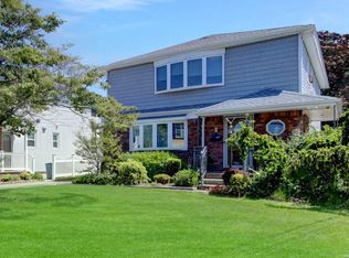 1769 Broadway, Hewlett, NY 11557