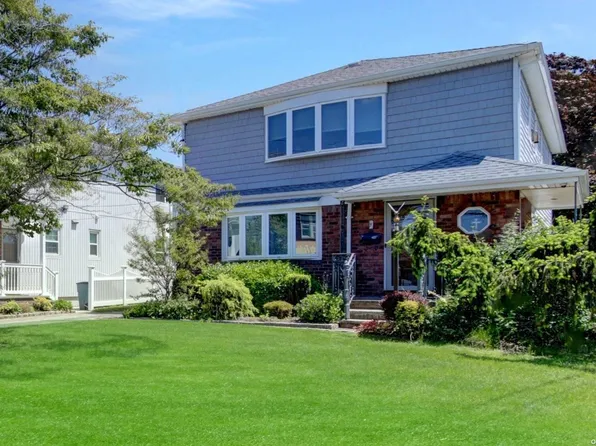 1769 Broadway, Hewlett, NY 11557