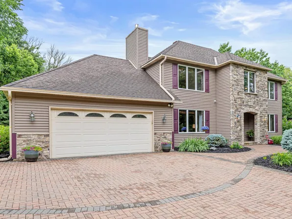 1567 Mallard Dr, Eagan, MN 55122