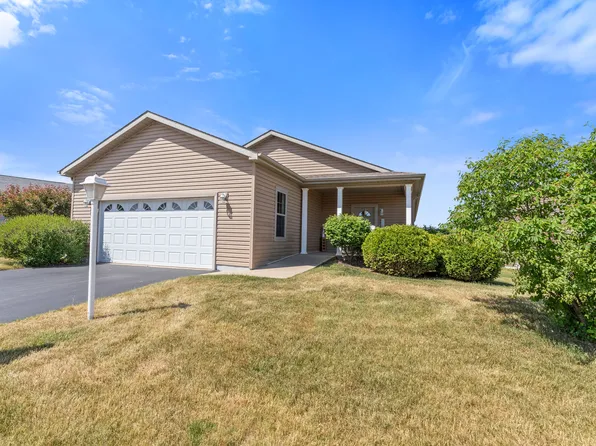 1532 Meadow View Ln, Grayslake, IL 60030