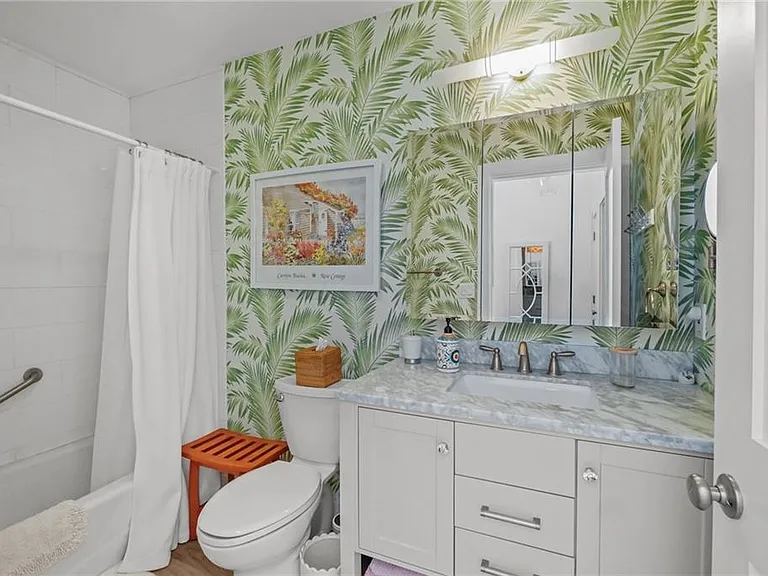 26 Narragansett Ave #4 — Photo 15
