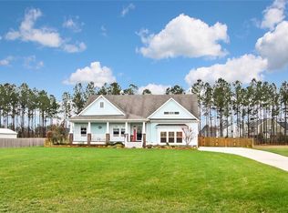 226 Baxter Ln, Moyock, NC 27958