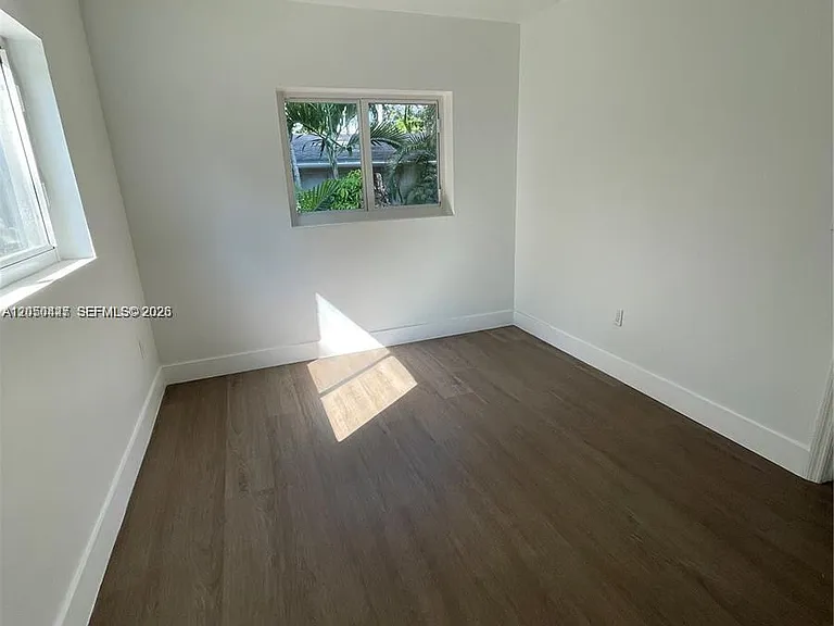 2856 SW 37th Ave #2856 — Photo 5