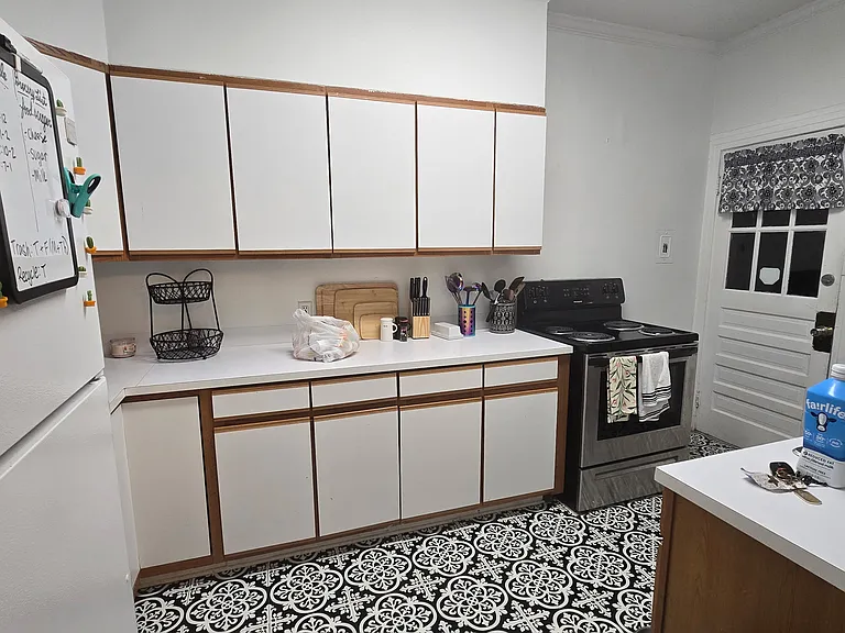 1815 Glendale Ave — Photo 7