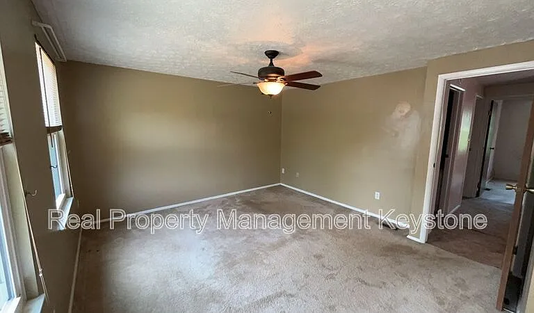 176 W Russets Cir — Photo 9