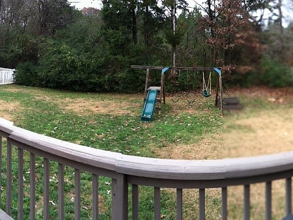 2nd image of 7662 Prince Dr