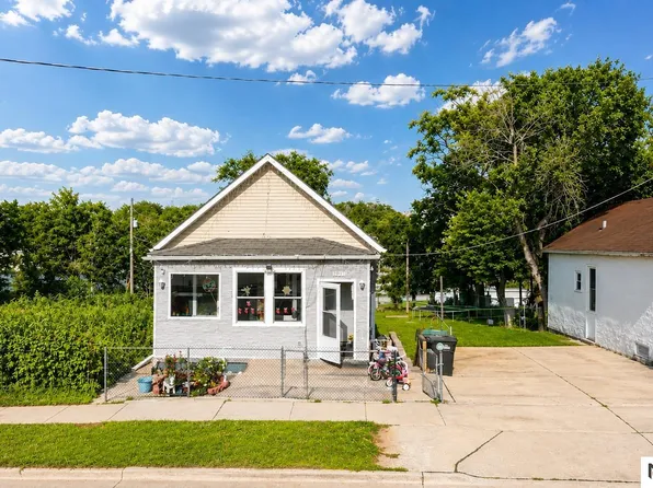 1231 S 15th St, Omaha, NE 68108