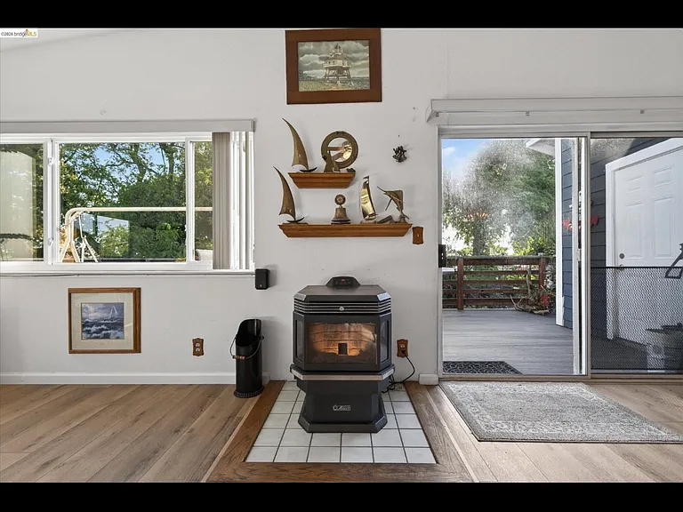 5014 Sandmound Blvd — Photo 4