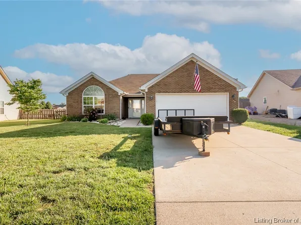 11920 Magellan Way, Sellersburg, IN 47172