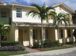 988 NW 18th Ave, Boca Raton, FL 33486