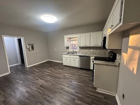 3rd image of 98 Echota 5th St