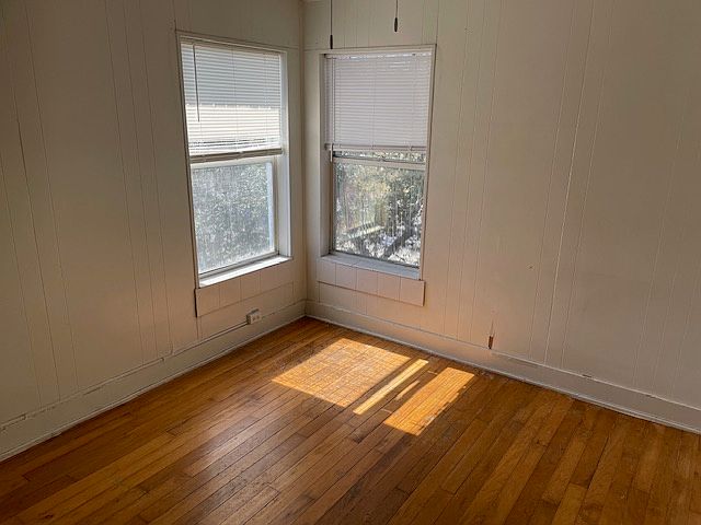 2nd image of 47 W Tarpon Ave APT 2