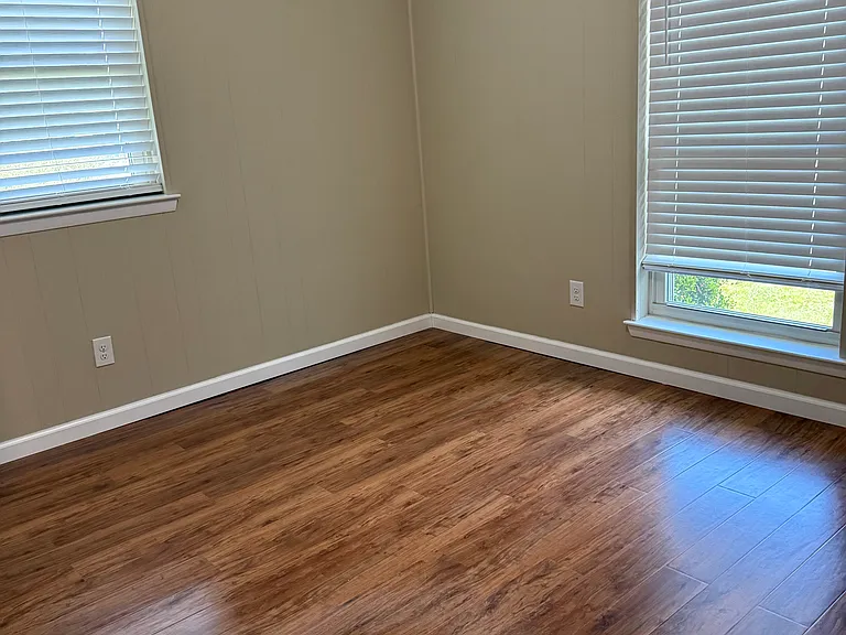 4553 Brian St — Photo 14