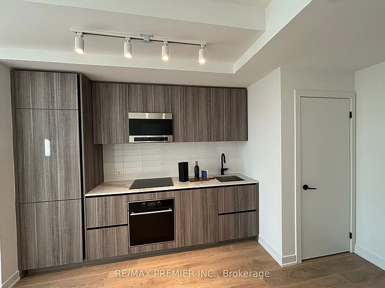 127 Broadway Ave #2903 — Photo 3