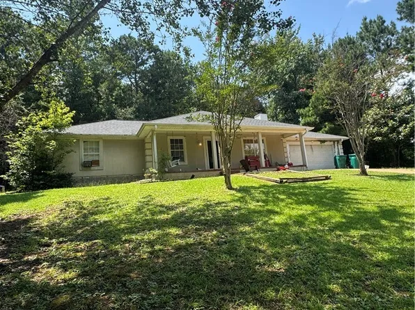 15136 Starboard Pl, Northport, AL 35475