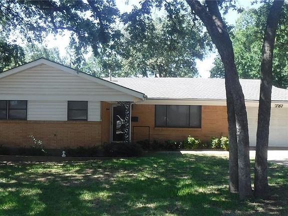2nd image of 737 Bedford Ct W