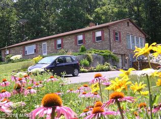 96 Peach Glen Rd, Gardners, PA 17324