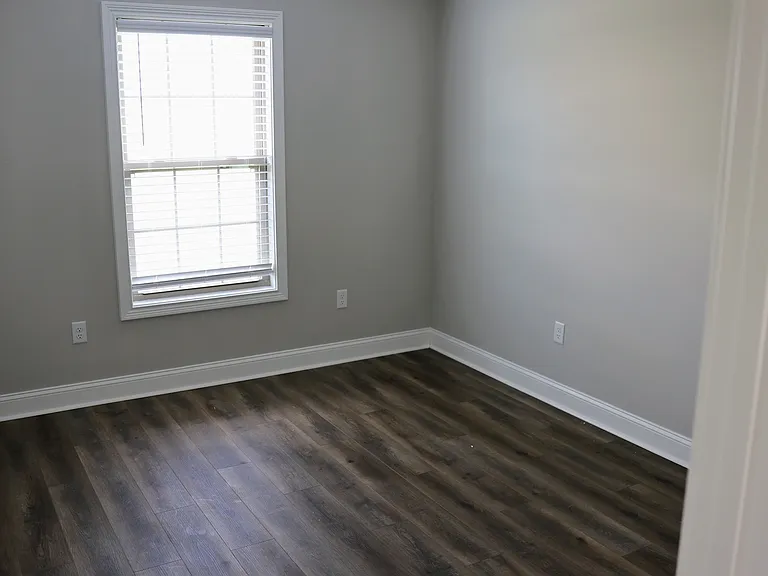 5001 Melana Way — Photo 10