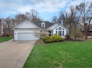 17610 Rauland Dr, Walton Hills, OH 44146