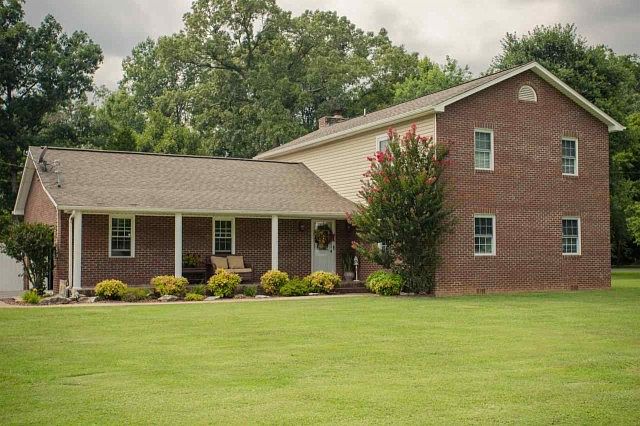 1st image of 141 Monza Ln NW