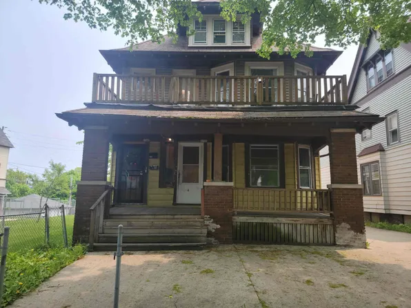 1738 N 34th St, Milwaukee, WI 53208