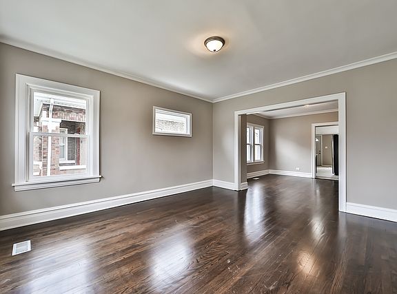 3rd image of 2024 S 11th Ave