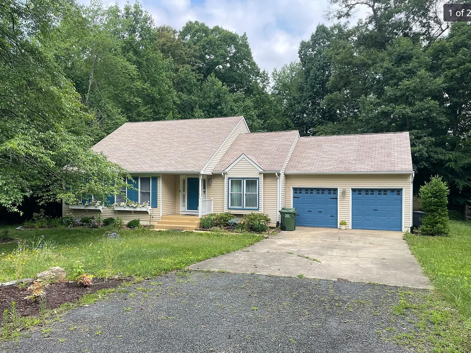 3 bed, 1422 sqft, $3,000 — Photo 1