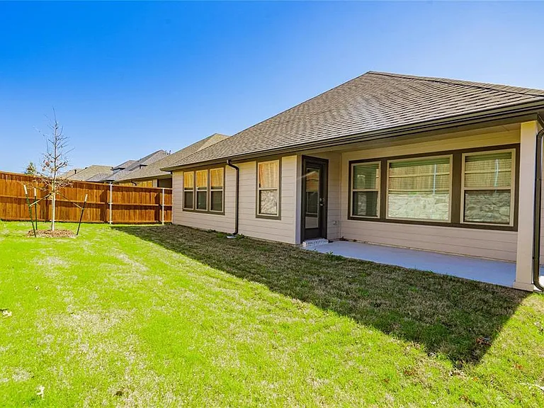 2529 Moser Ln — Photo 28