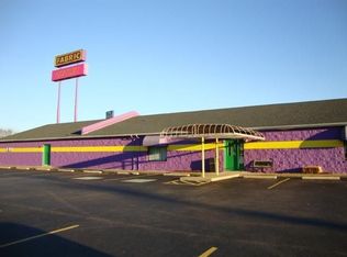 211 Holiday Dr, Clarksville, TN 37040