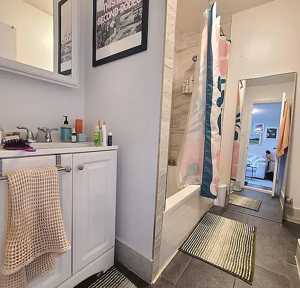 405 Broadway #2R — Photo 3