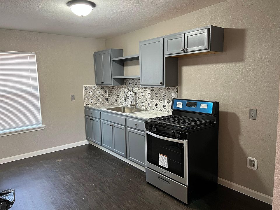 1st image of 2233 Miller Ave
