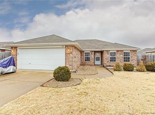 704 SW Sandrock Rd, Bentonville, AR 72712