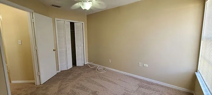 2411 Berkshire Ct — Photo 23