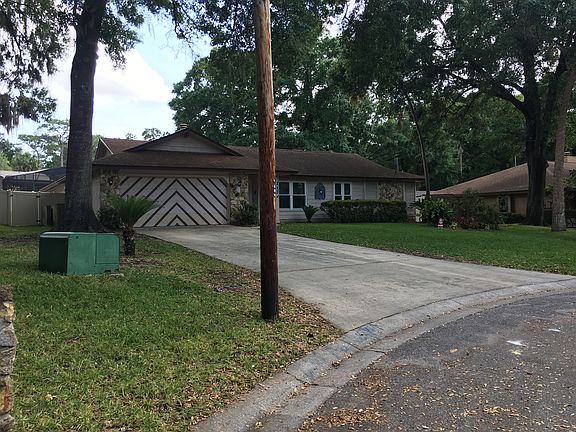 4th image of 212 Ambergate Ct