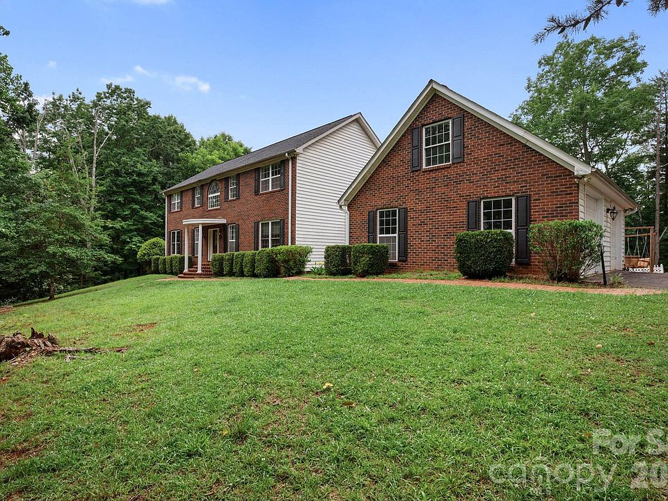1st image of 295 Wilderness Rdg