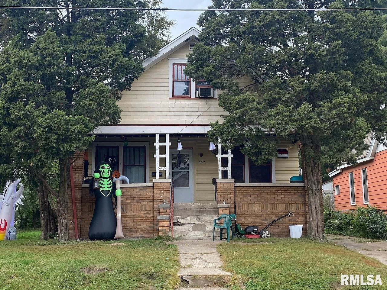 1321 S Stanley St photo 1