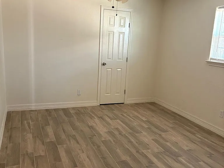 3331 Longhorn Dr — Photo 10